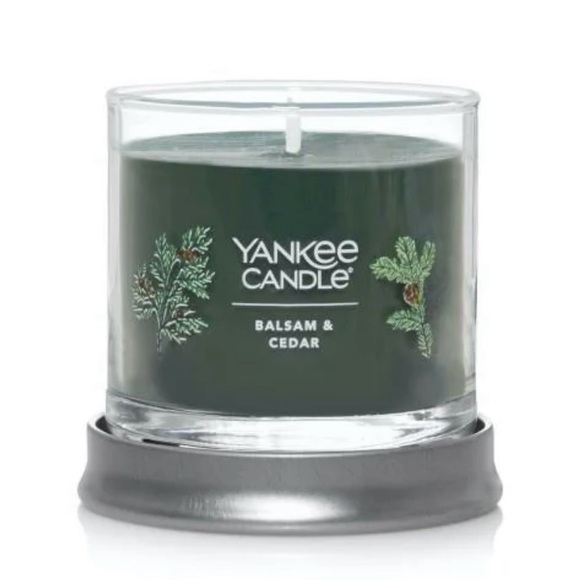 NWT- Yankee Candle Balsam & Cedar Small Tumbler Scented Candle - Picture 2 of 5